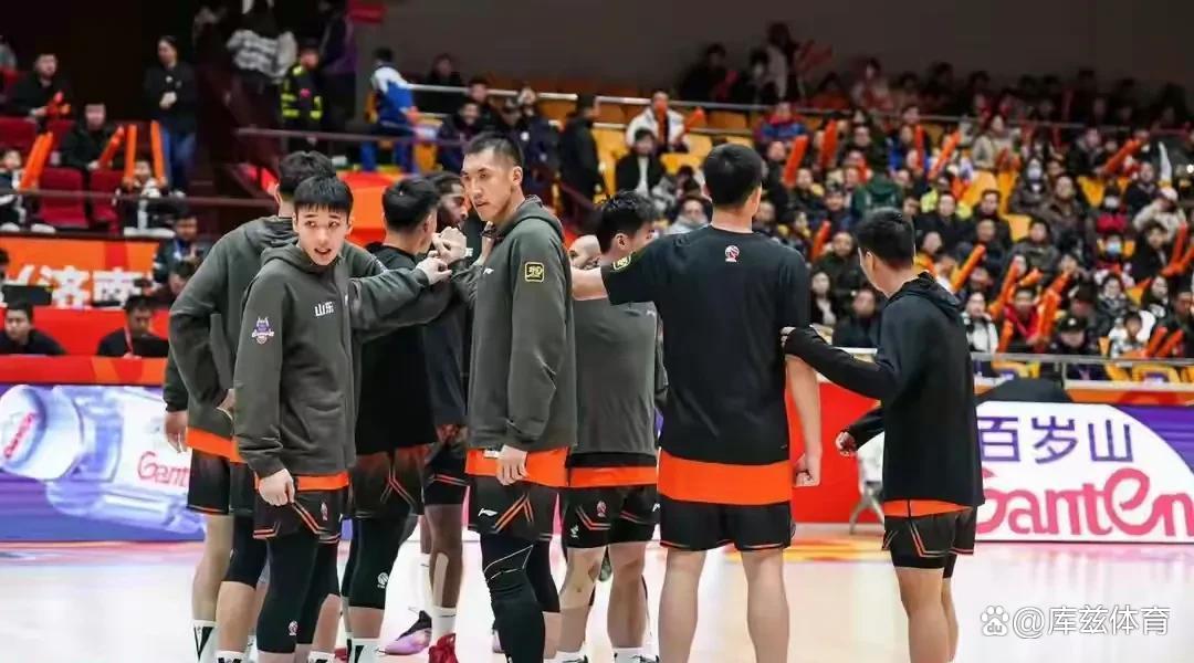 关于河南男篮主场迎战青岛队，谁能笑到最后的信息