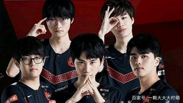 PSG绝杀EDG，Doinb关键团战开团秒人鏖战多局成都决赛之夜，锁定晋级资格的简单介绍