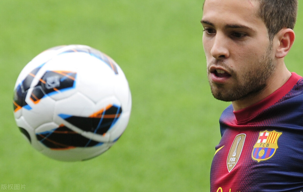 墨西哥逆转秘鲁,阿尔巴送出助攻 墨西哥逆转秘鲁,阿尔巴送出助攻