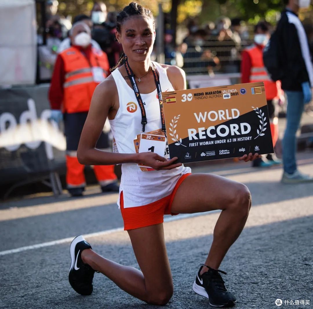 瓦伦西亚惨败，遗憾出局